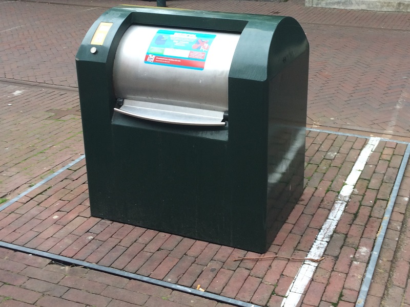 Wethouder nonchalant over mogelijke schending privacy afvalpashouders